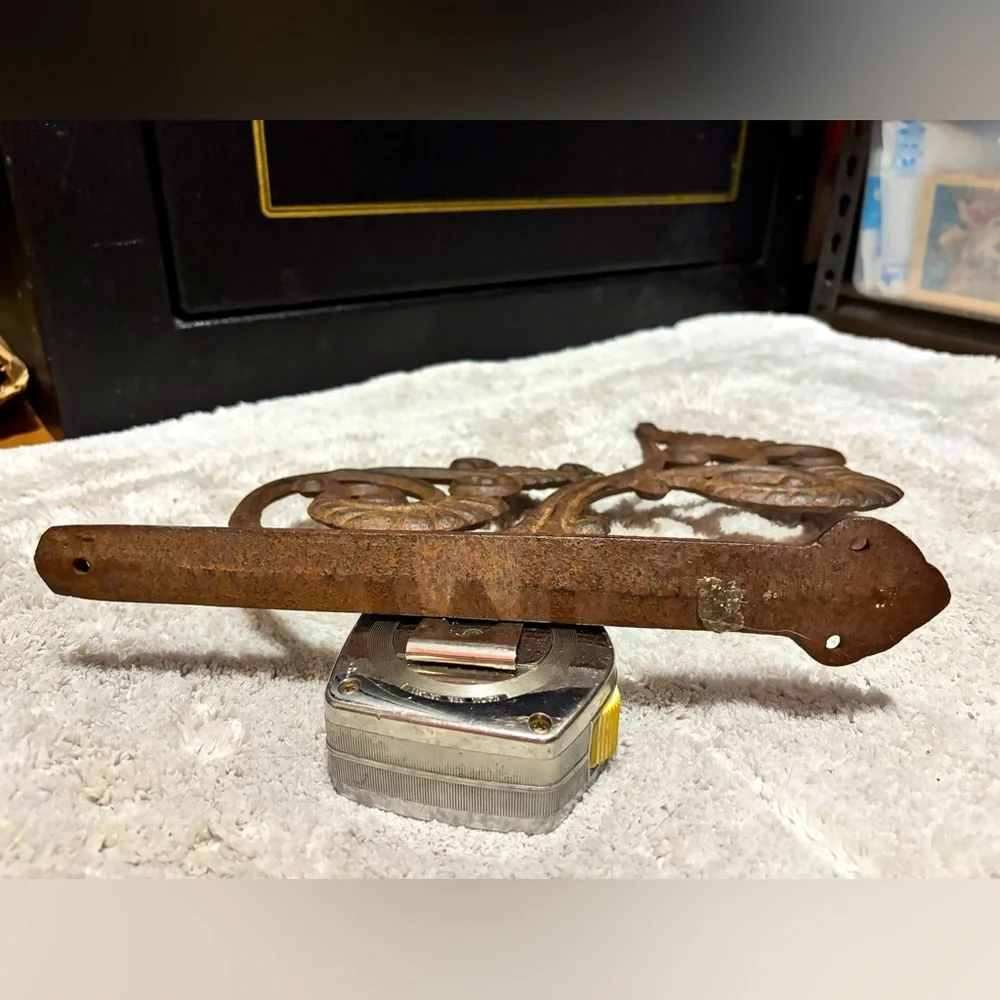 Antique Vintage,Cast Iron Ornate Wall Bracket,Vine Style.